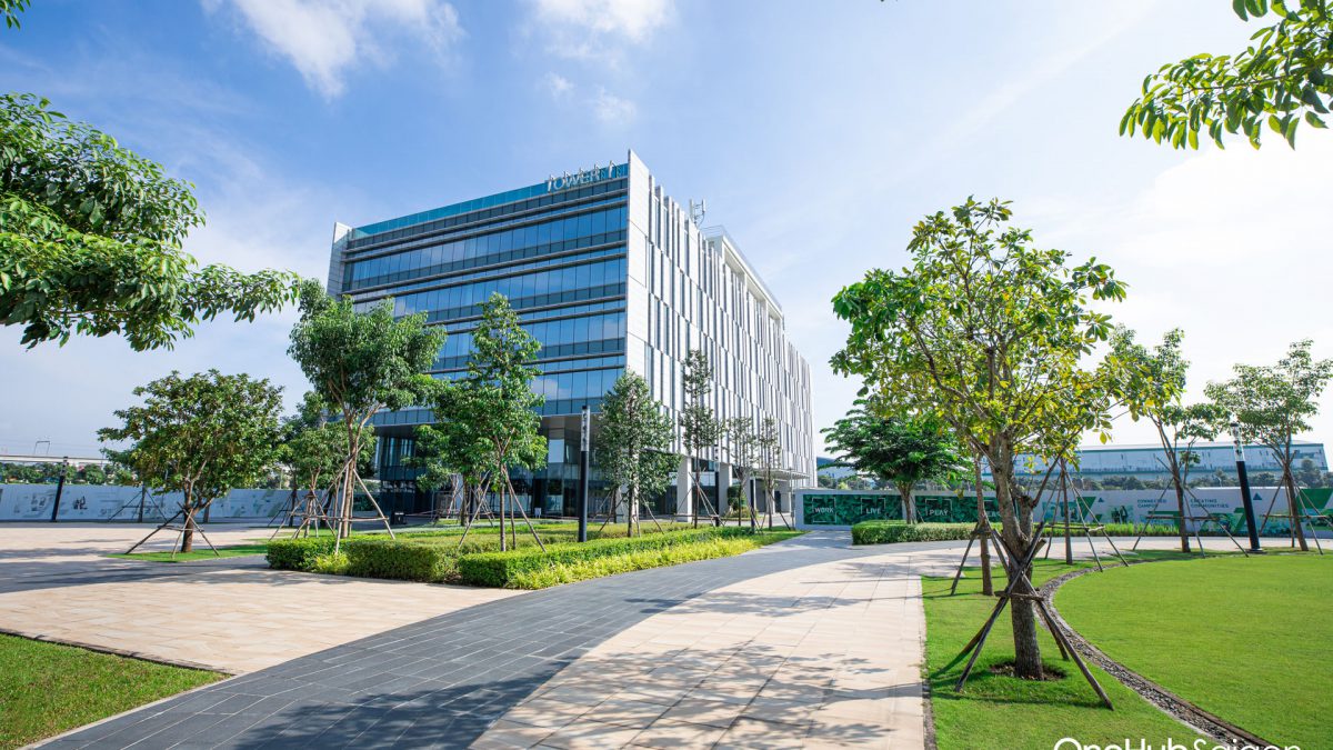 OneHub Saigon tập trung phát triển khu văn phòng chất lượng hạng A chuẩn quốc tế với tầm nhìn tạo ra một quần thể doanh nghiệp sôi động.