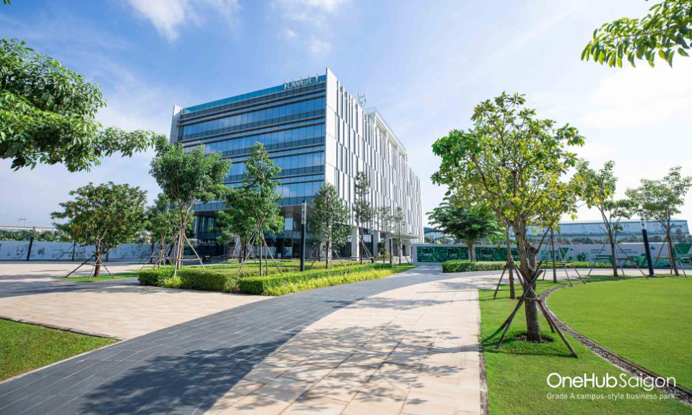 Tòa nhà văn phòng cho thuê Khu Công nghệ cao chất lượng hạng A tại OneHub Saigon