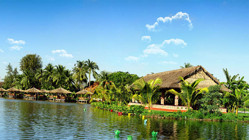 Địa điểm văn hóa gần Ngã tư Hàng Xanh